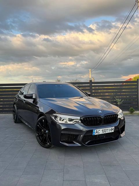 BMW 540i