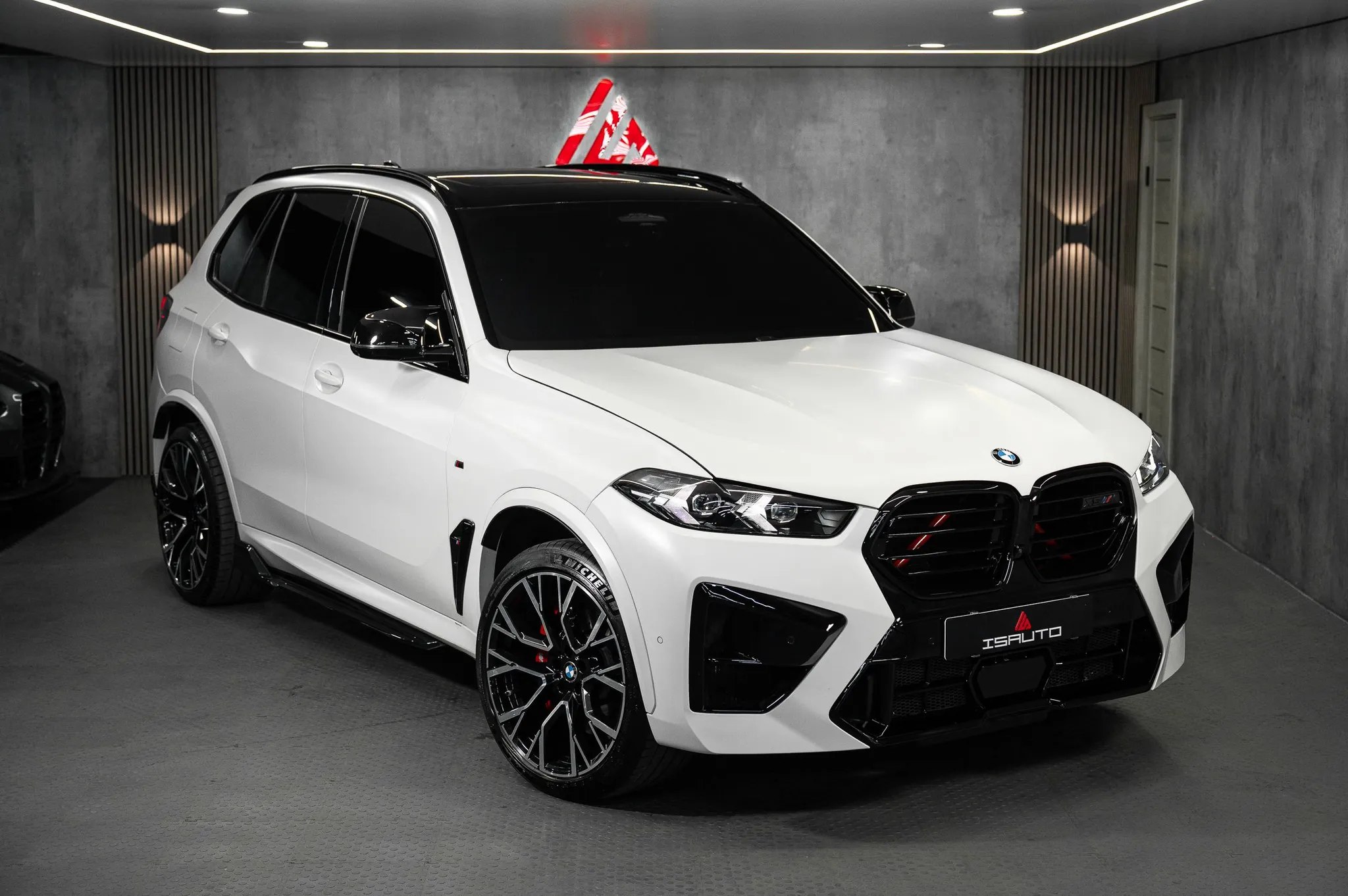 BMW X5M Competition — фото 1