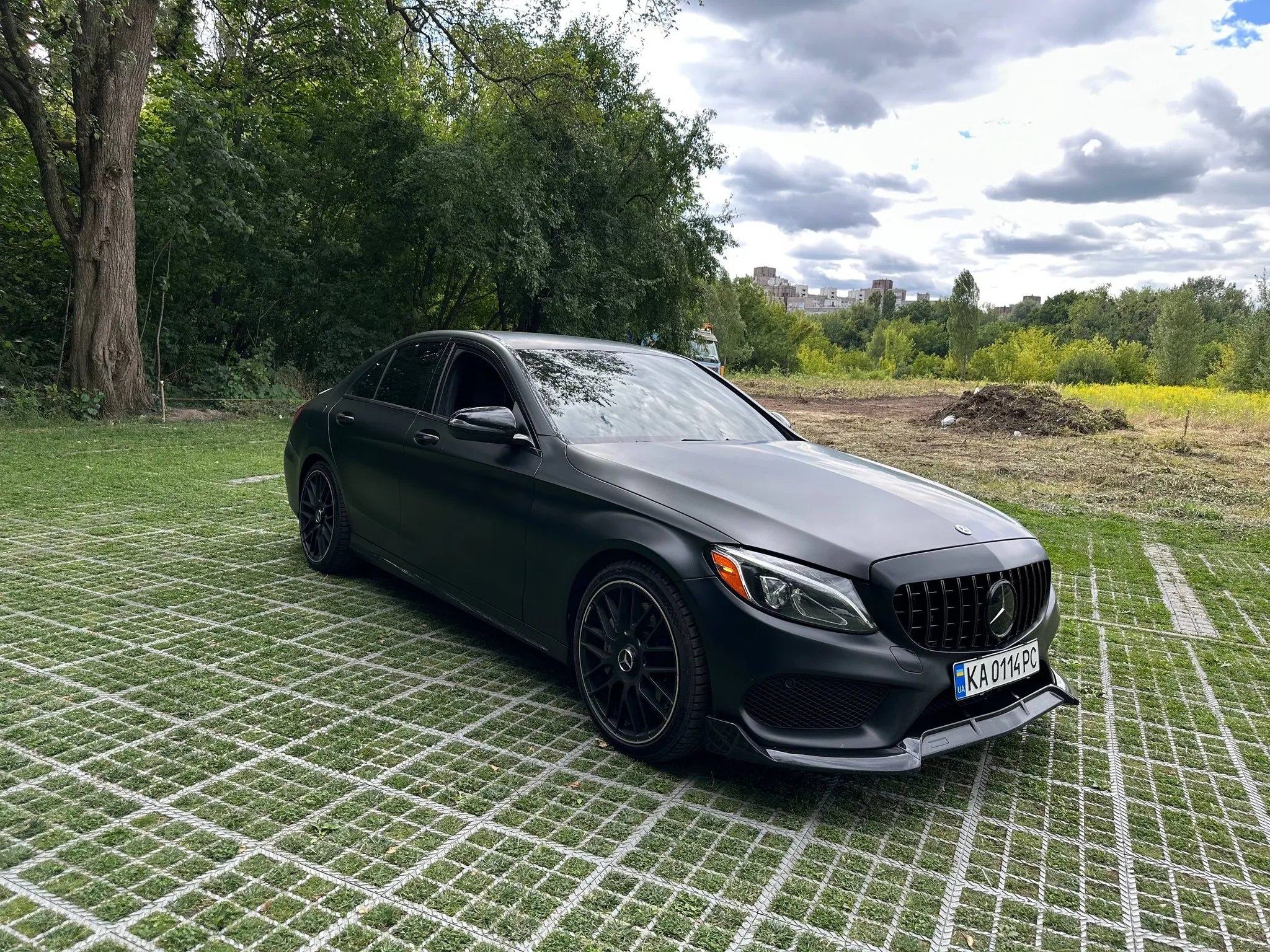 Mercedes-Benz Amg C 43 — фото 1