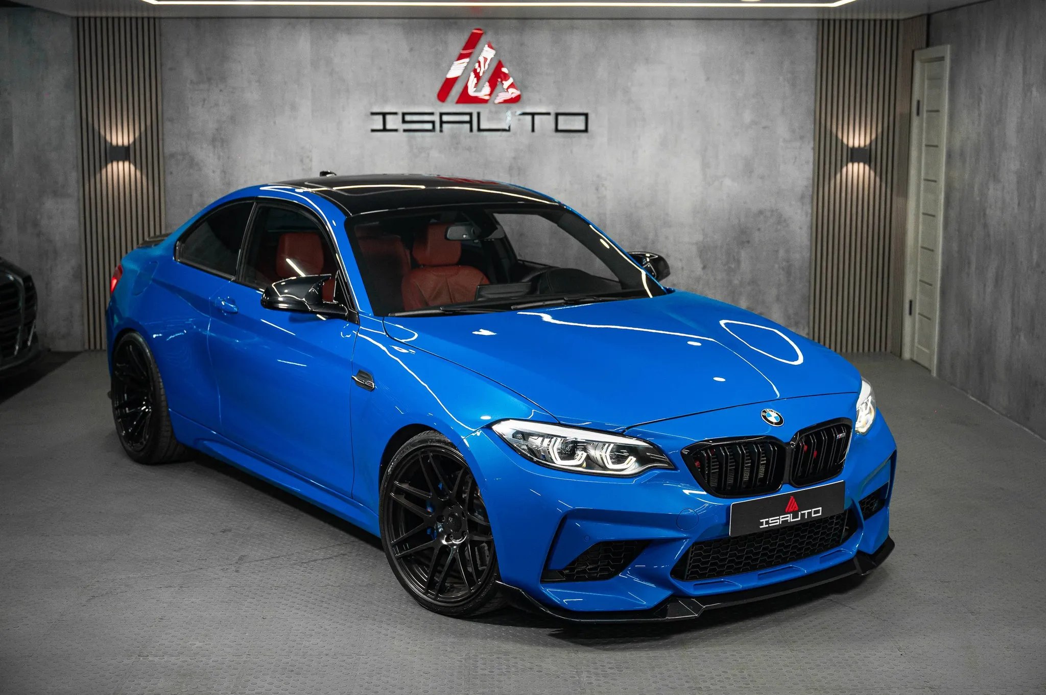 BMW M240i — фото 1