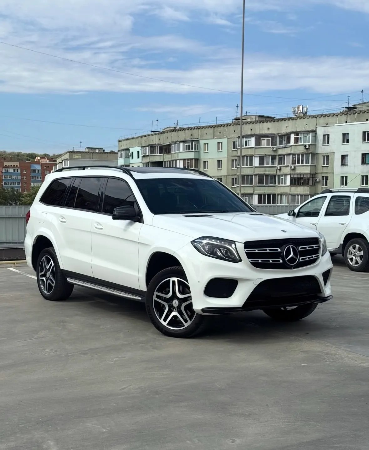 Mercedes-Benz GLS 350d 4Matic AMG-Line — фото 1