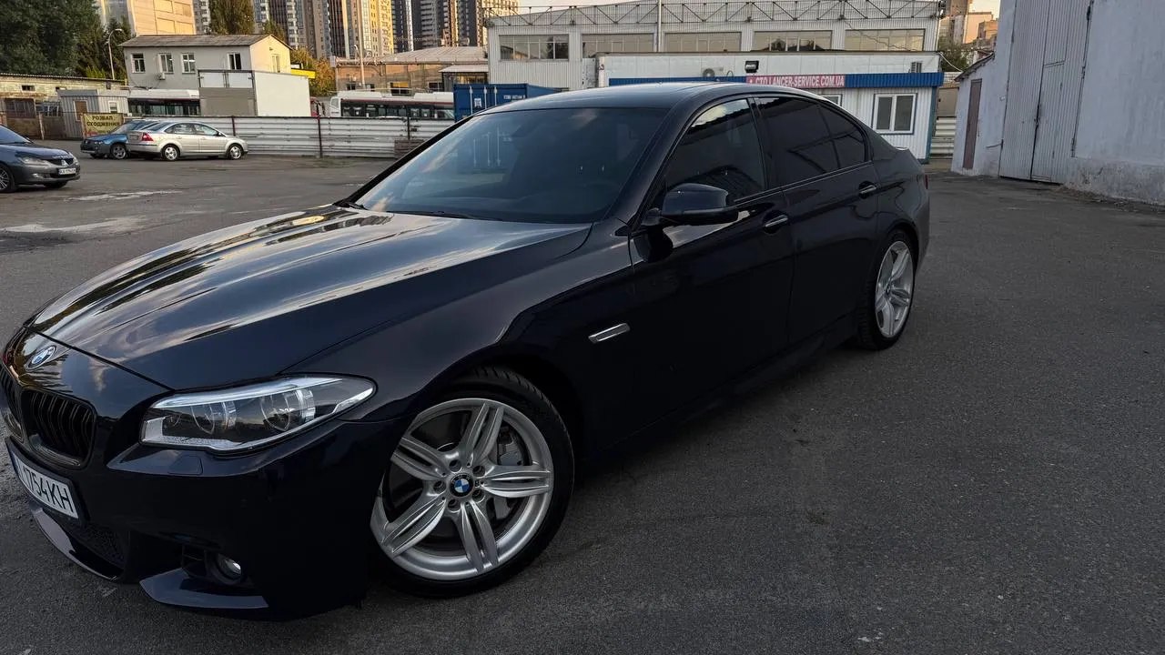 BMW 535i — фото 1