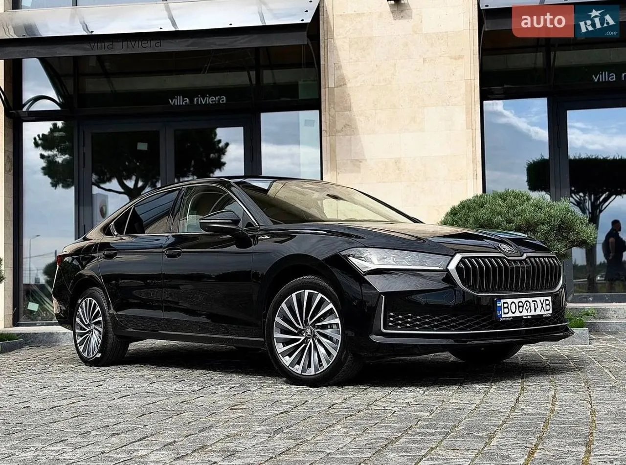 Škoda Superb — фото 1