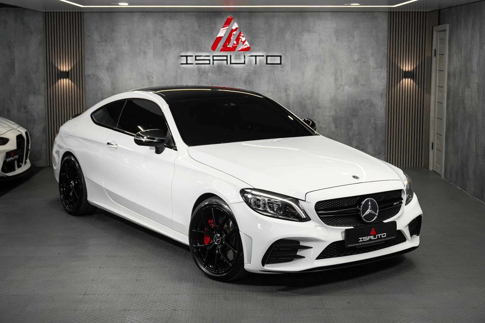 Mercedes-Benz Amg C 43 — фото 1