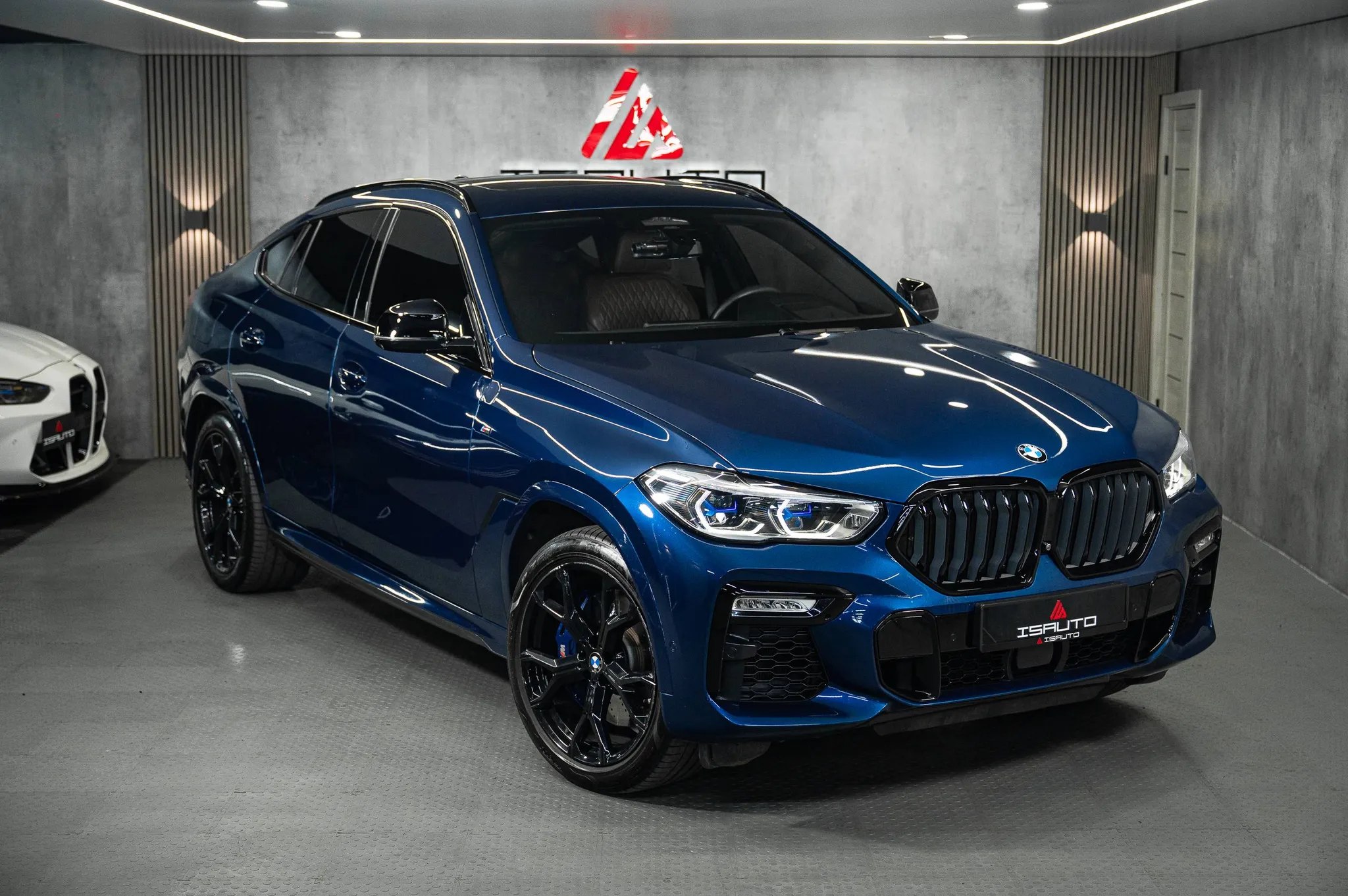 BMW X6 M50d xDrive — фото 1