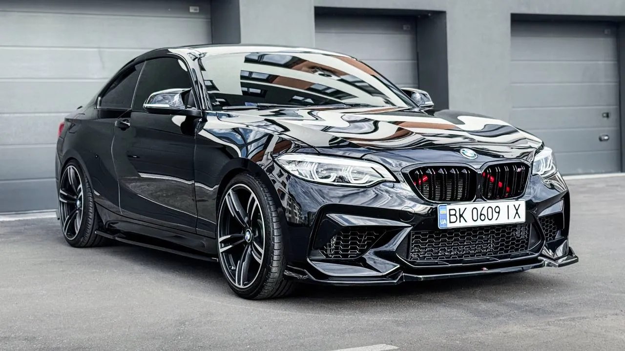BMW 228i — фото 1