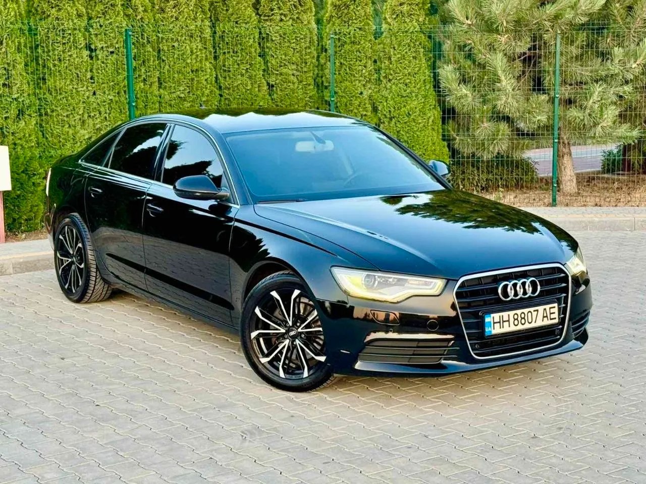 Audi A6 — фото 1