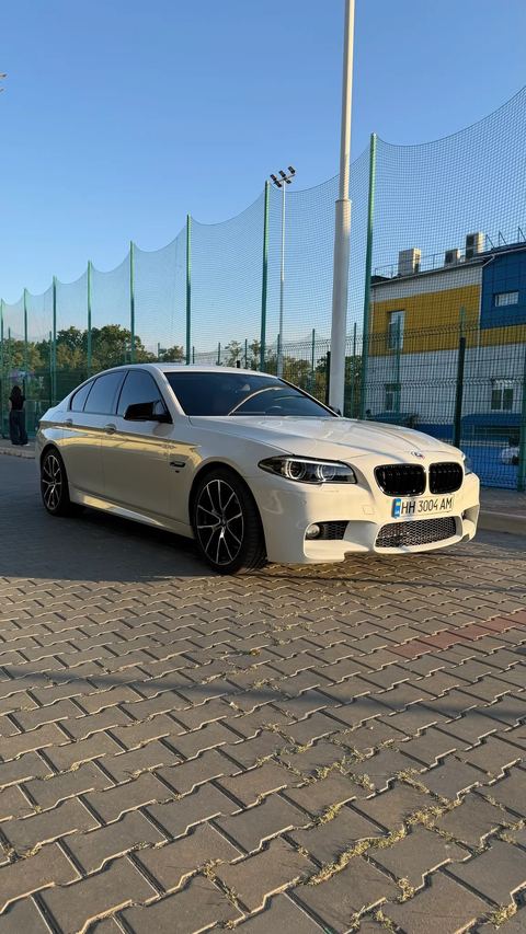 BMW 535i