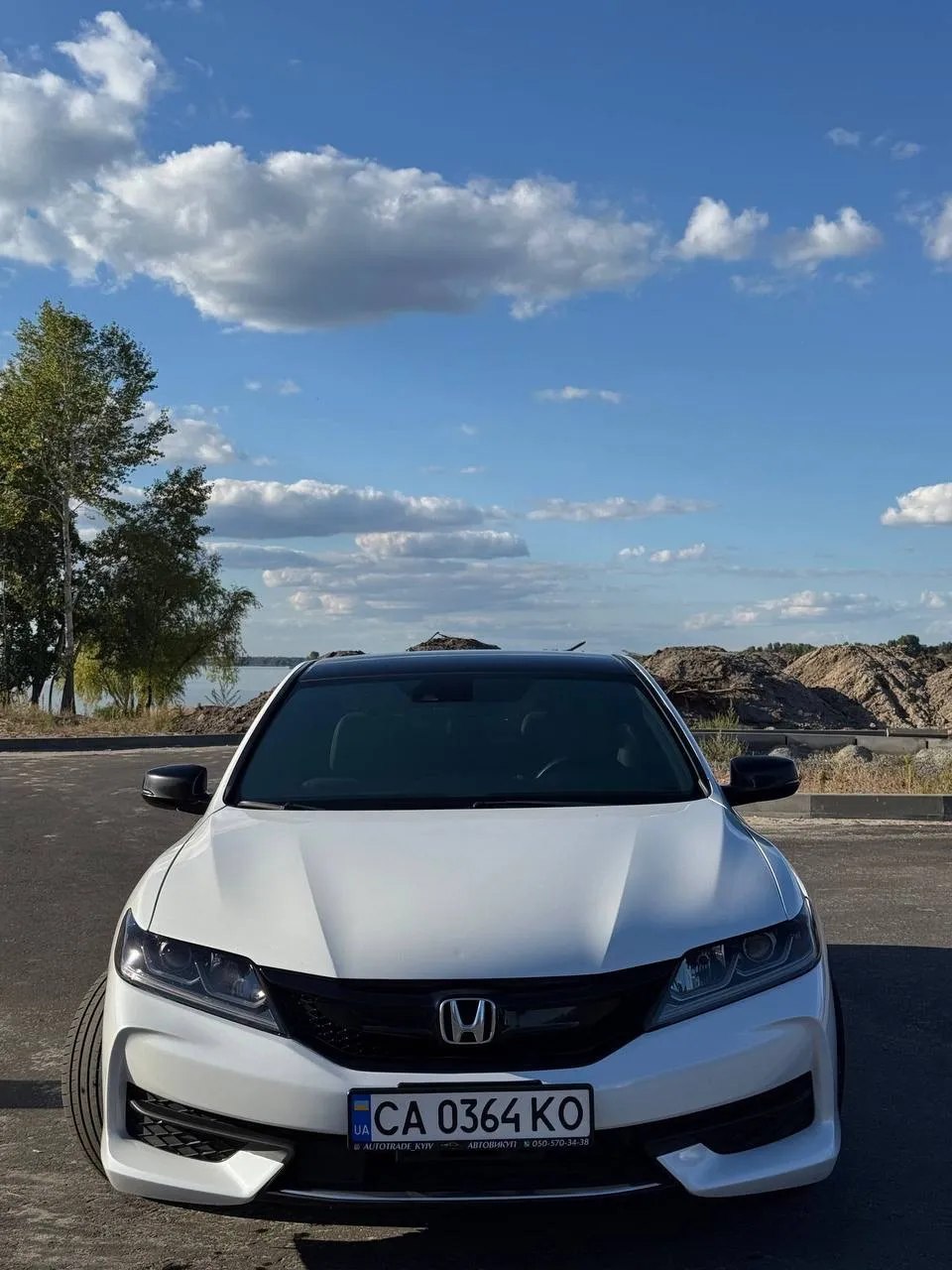 Honda Accord — фото 1