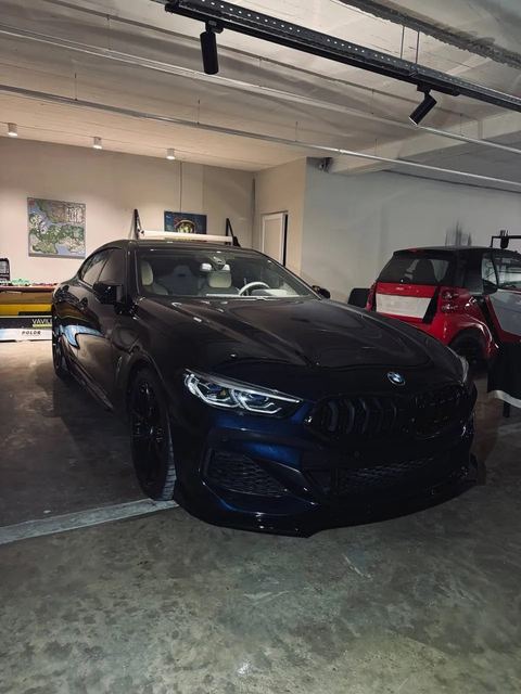 BMW 840i