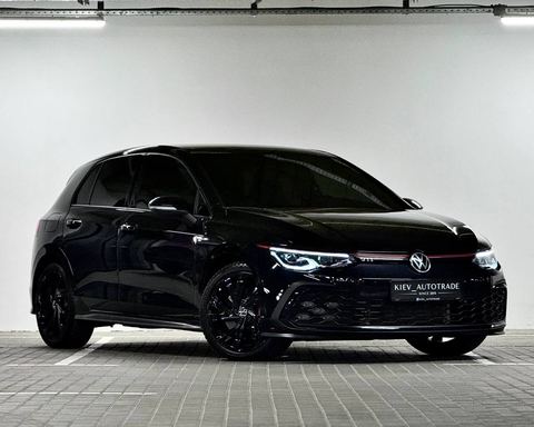 Volkswagen Golf GTI
