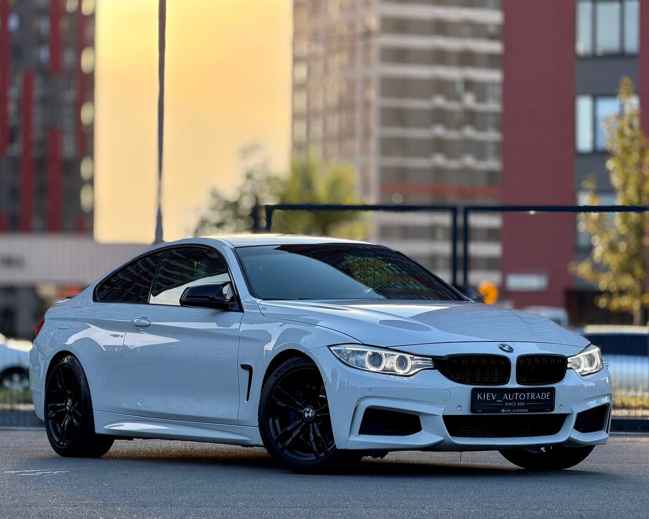 BMW 435i — фото 1