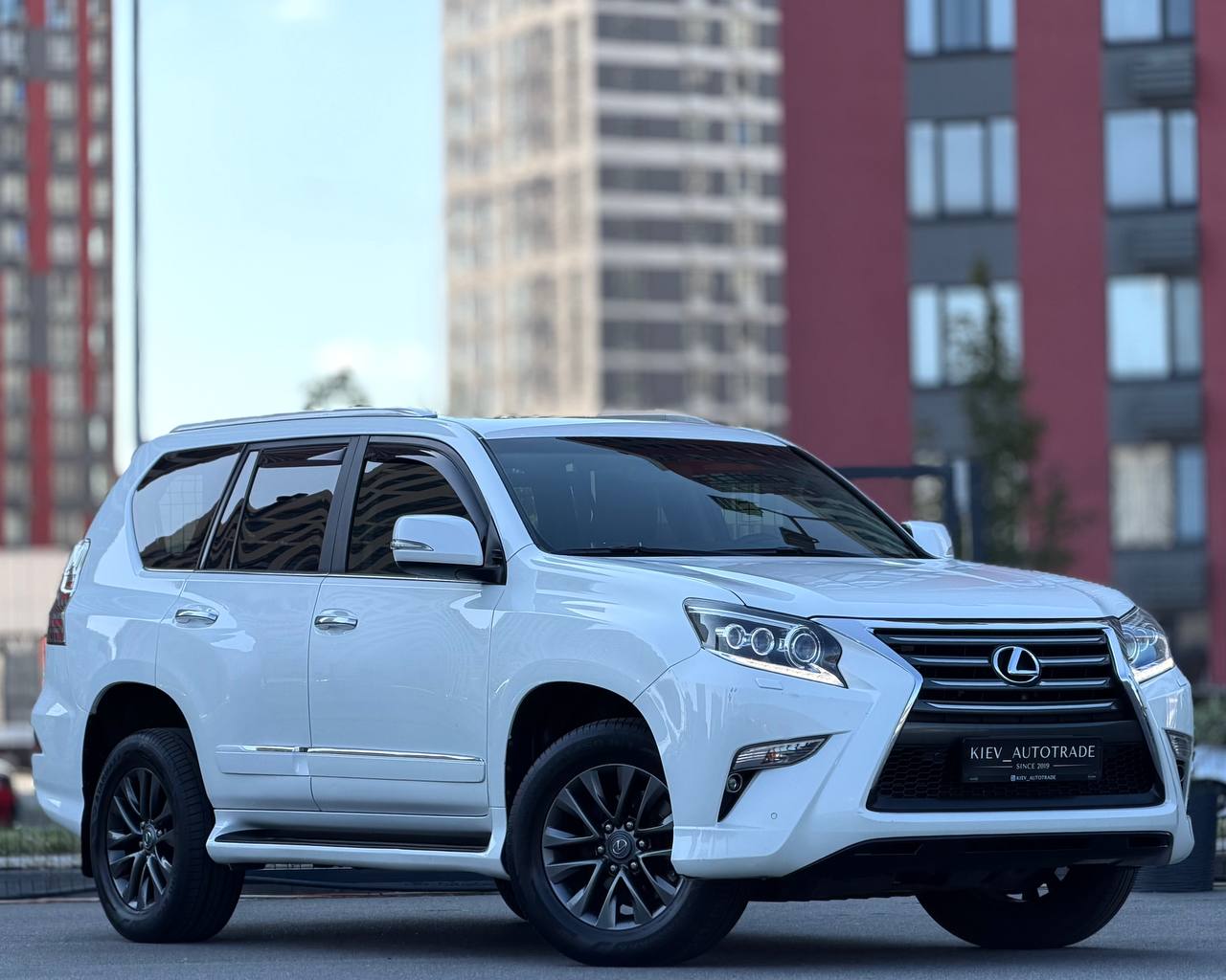 Lexus Gx 460 — фото 1