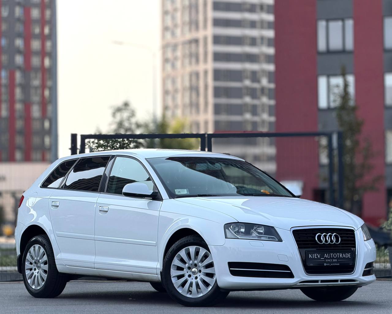 Audi A3 — фото 1