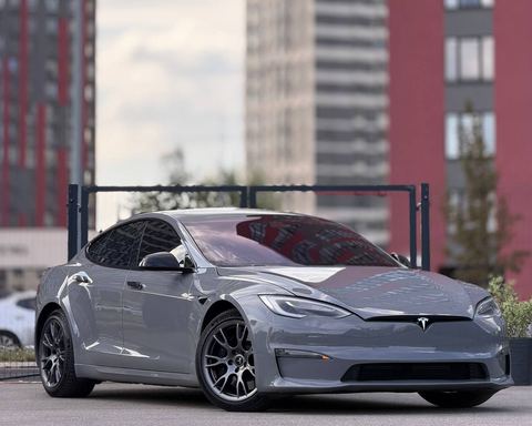 Tesla Model S