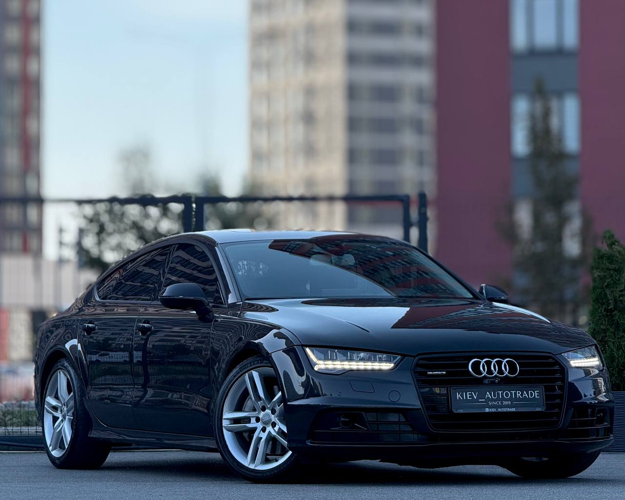 Audi A7 — фото 1