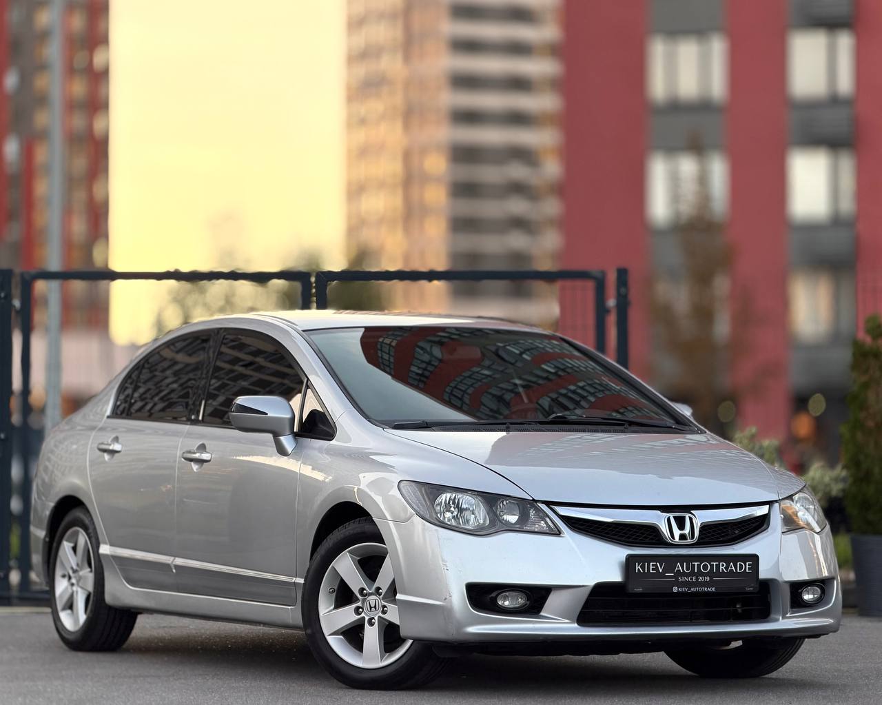 Honda Civic Hybrid — фото 1