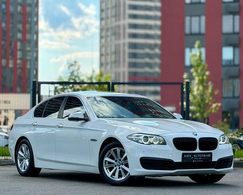 BMW 528i
