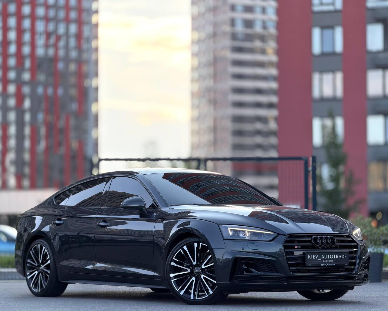 Audi S5 — фото 1