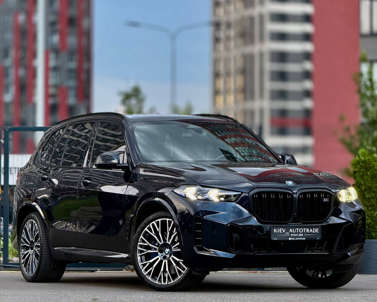 BMW X5 — фото 1