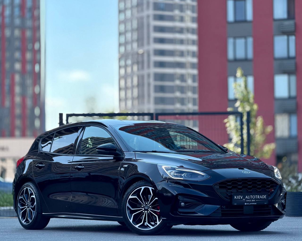 Ford Focus ST-Line — фото 1