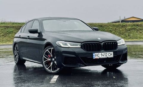 BMW M550i