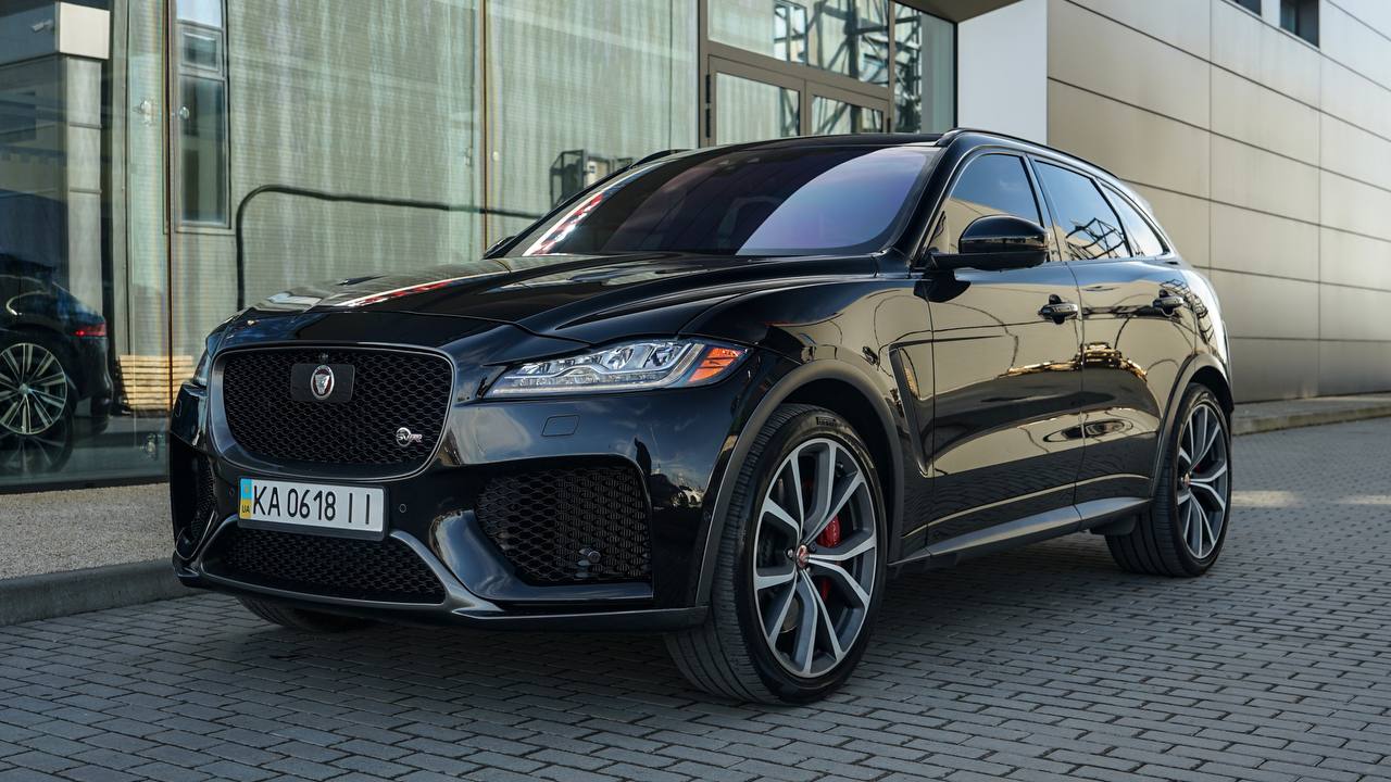Jaguar F-PACE — фото 1