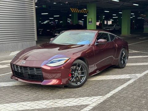 Nissan Nissan Z