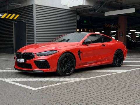 BMW M8