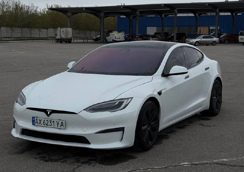 Tesla Model S