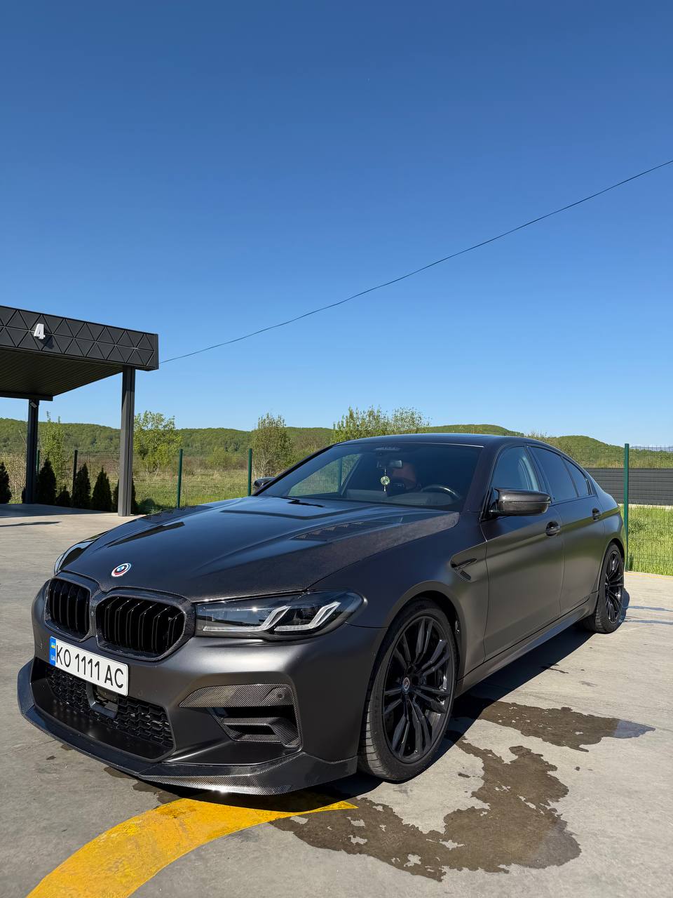 BMW M5 — фото 1