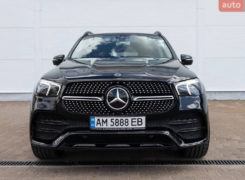 Mercedes-Benz GLE 400d — фото 1