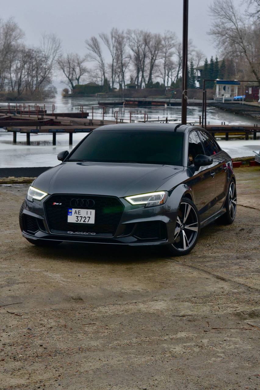 Audi RS 3 — фото 1