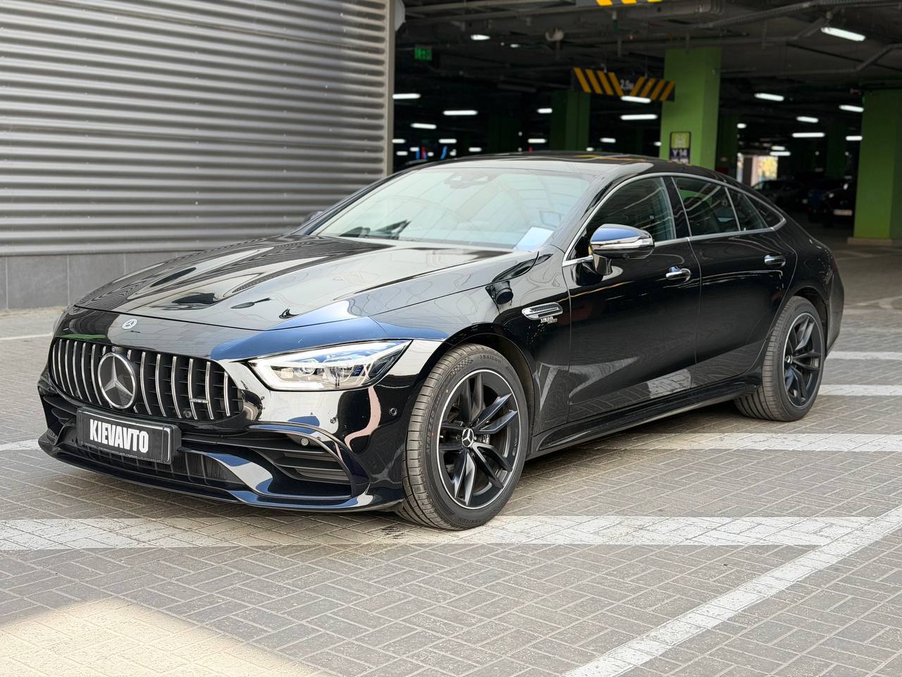 Mercedes-Benz AMG GT — фото 1