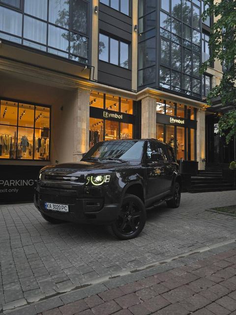 Land Rover Defender — фото 1