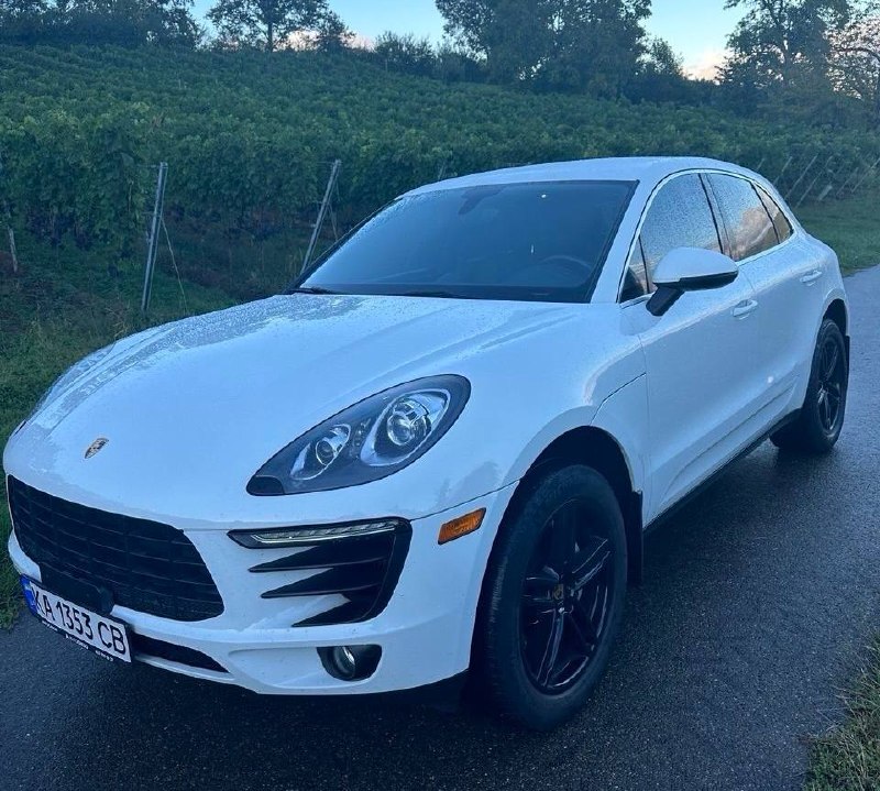 Porsche Macan — фото 1