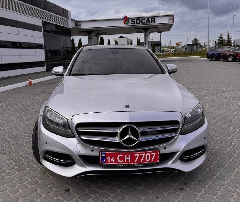 Mercedes-Benz C-Class — фото 1