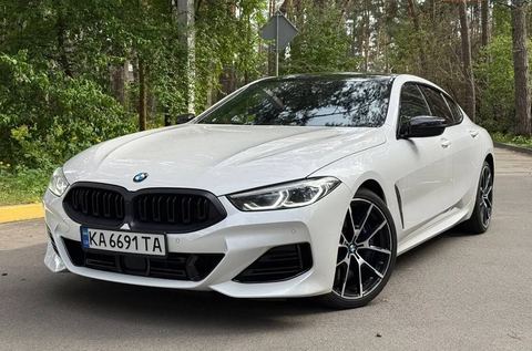 BMW M850i