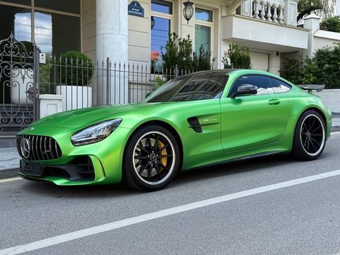 Mercedes-Benz AMG GT R