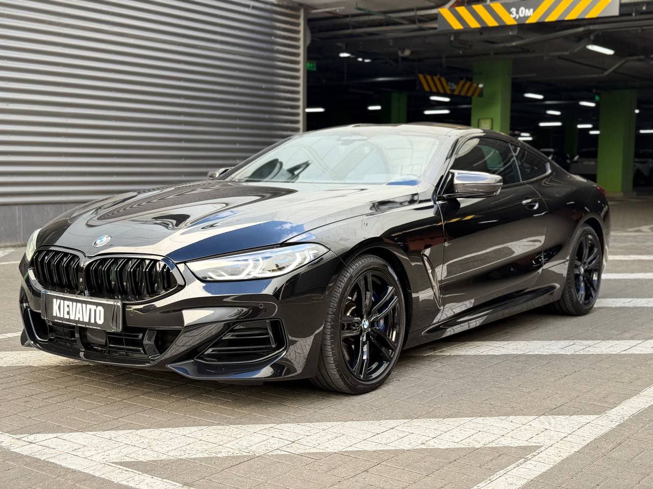 BMW m850i — фото 1