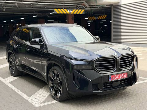 BMW XM