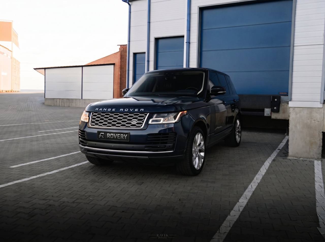 Land Rover Range Rover — фото 1