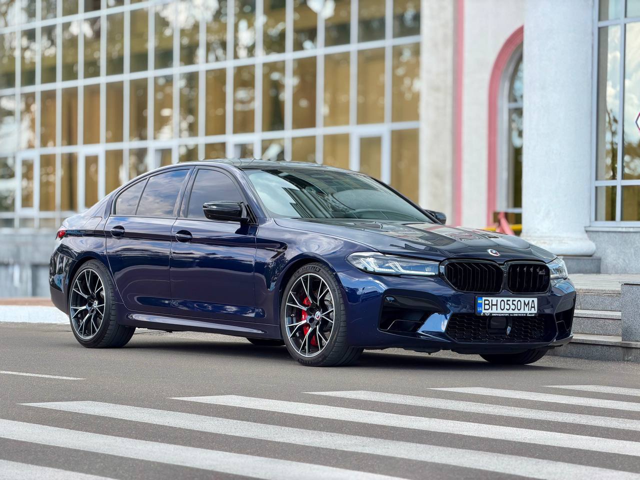 BMW M5 — фото 1