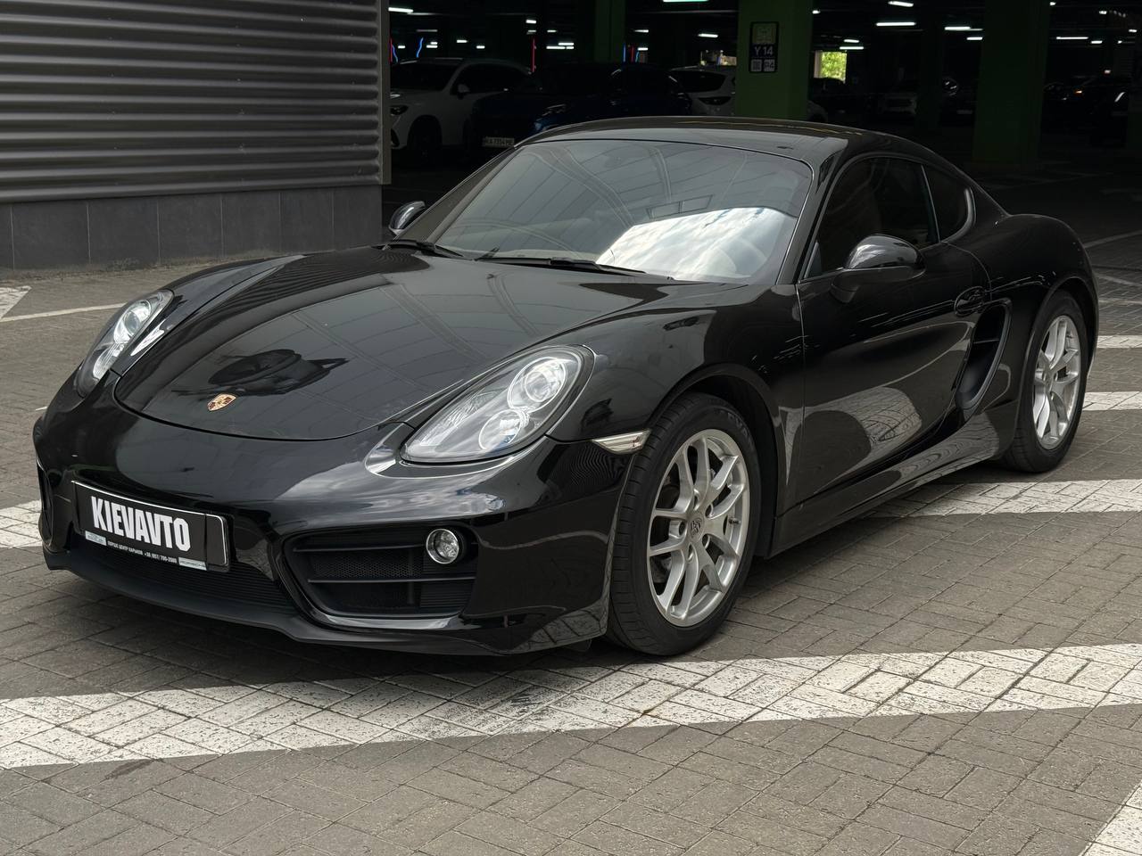 Porsche Cayman — фото 1
