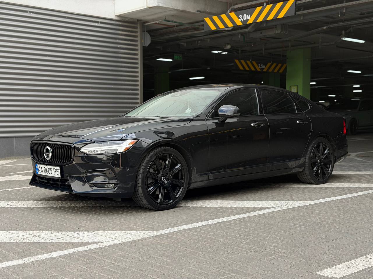 Volvo S90 — фото 1