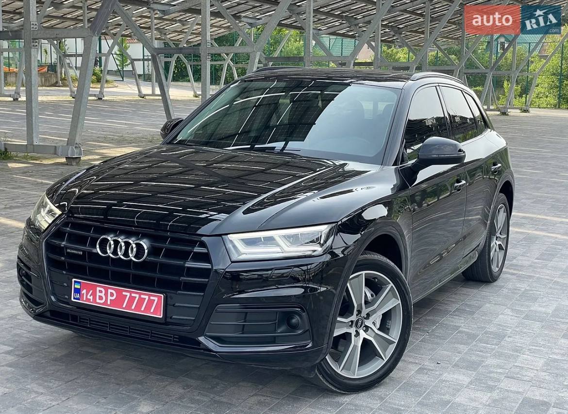 Audi Q5 — фото 1