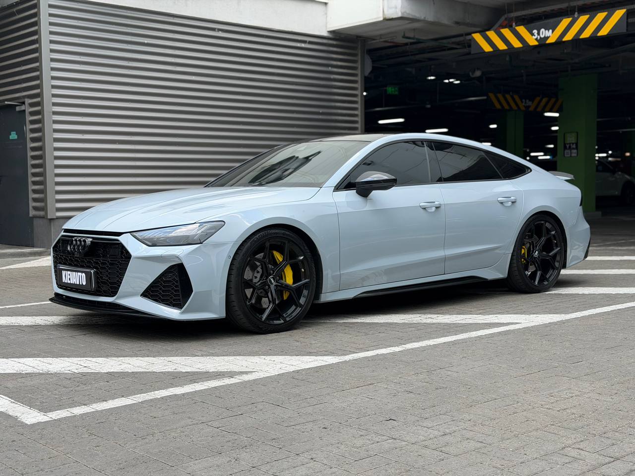 Audi A7 — фото 1