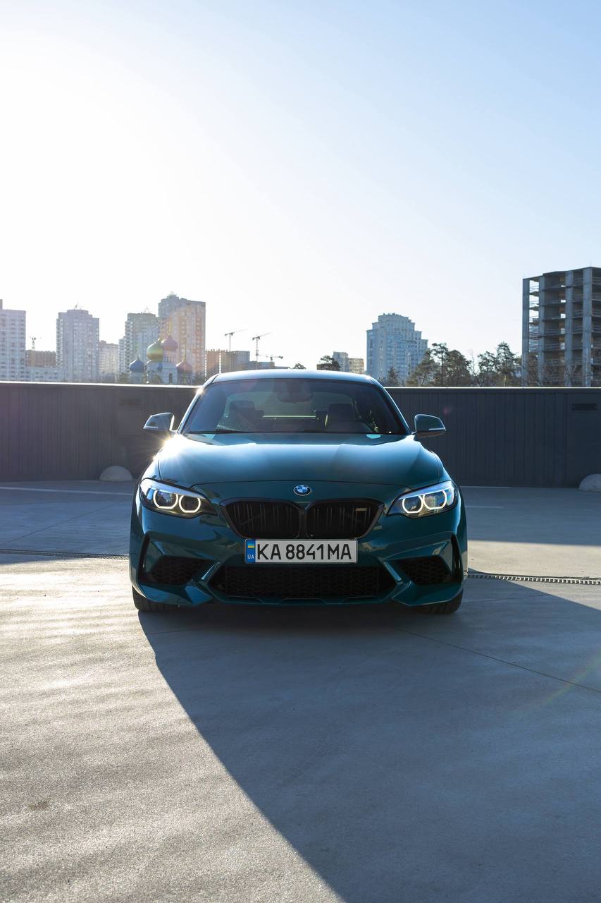 BMW 230i — фото 1