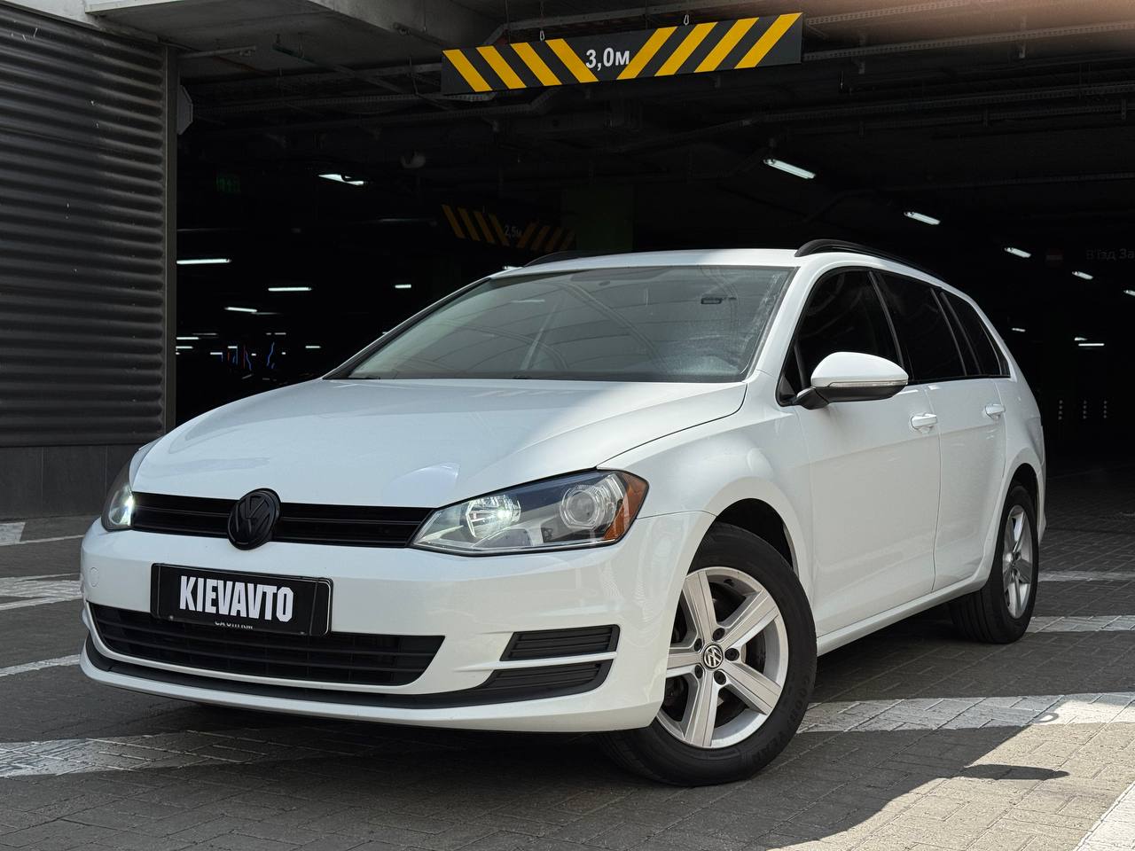 Volkswagen Golf SportWagen — фото 1