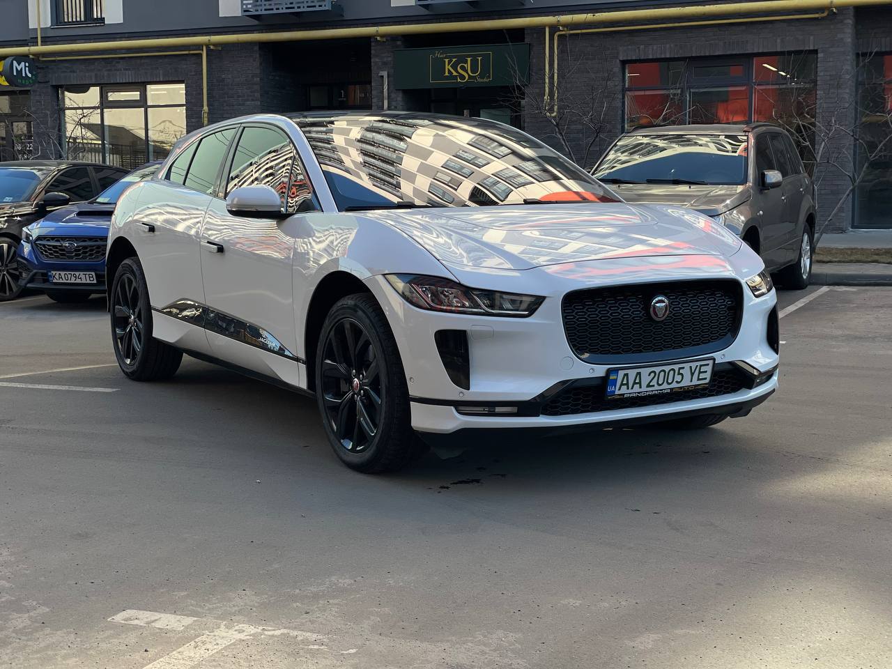 Jaguar I-PACE